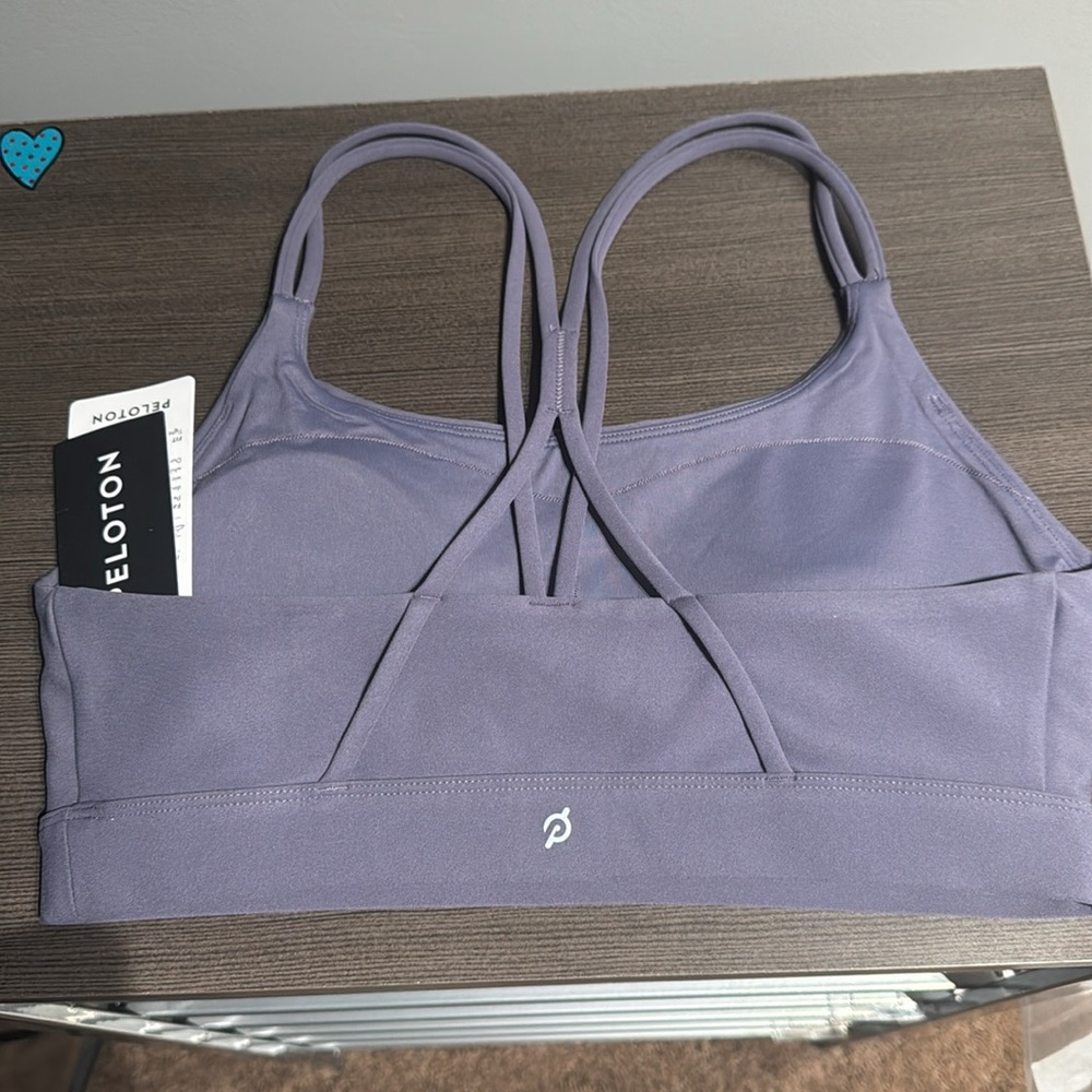 Peloton Cadent Strappy Elevate Bra brand New. Light purple - Picture 4 of 4